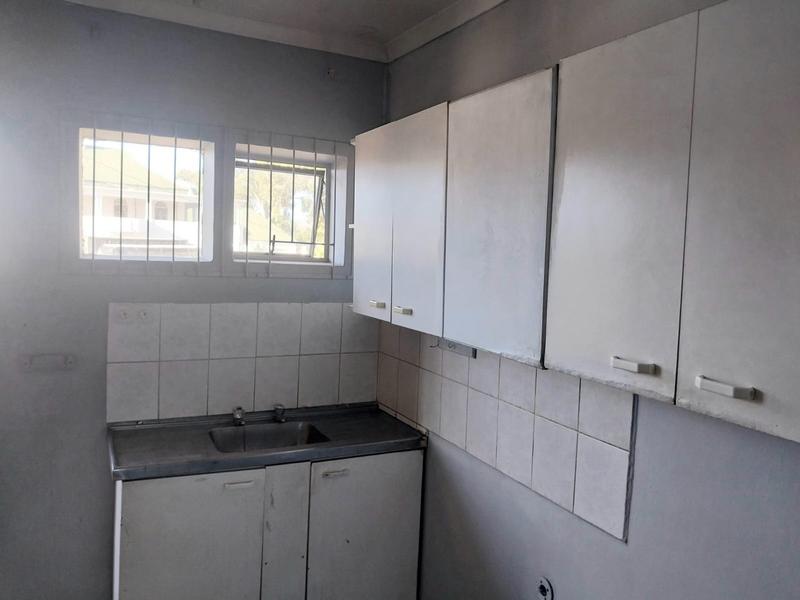 To Let 1 Bedroom Property for Rent in Retief Eastern Cape
